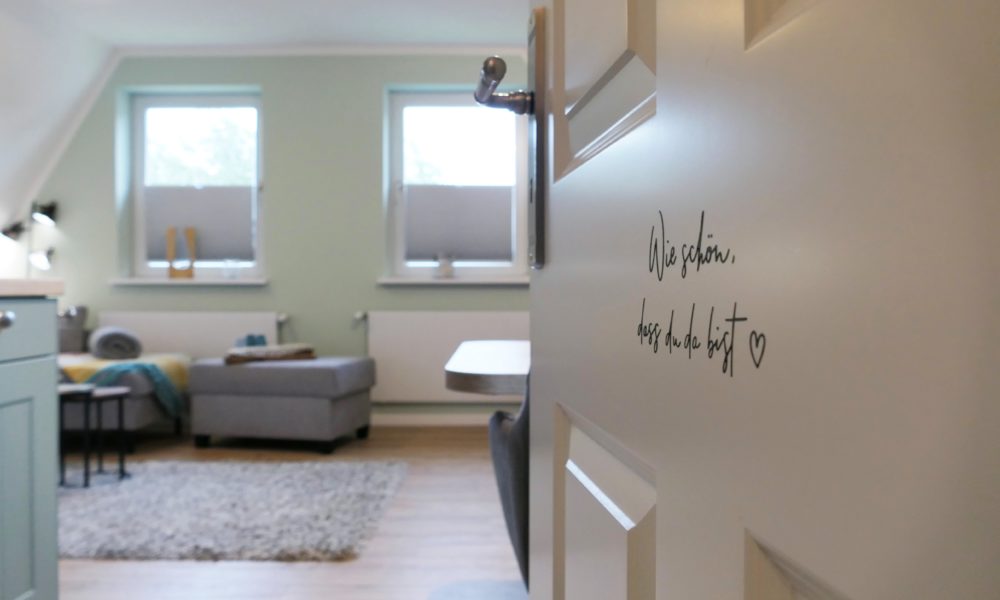 Eingang in das Wohnzimmer von Wohnung 3
