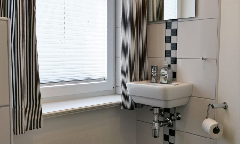 Toilette der Wohnung 1